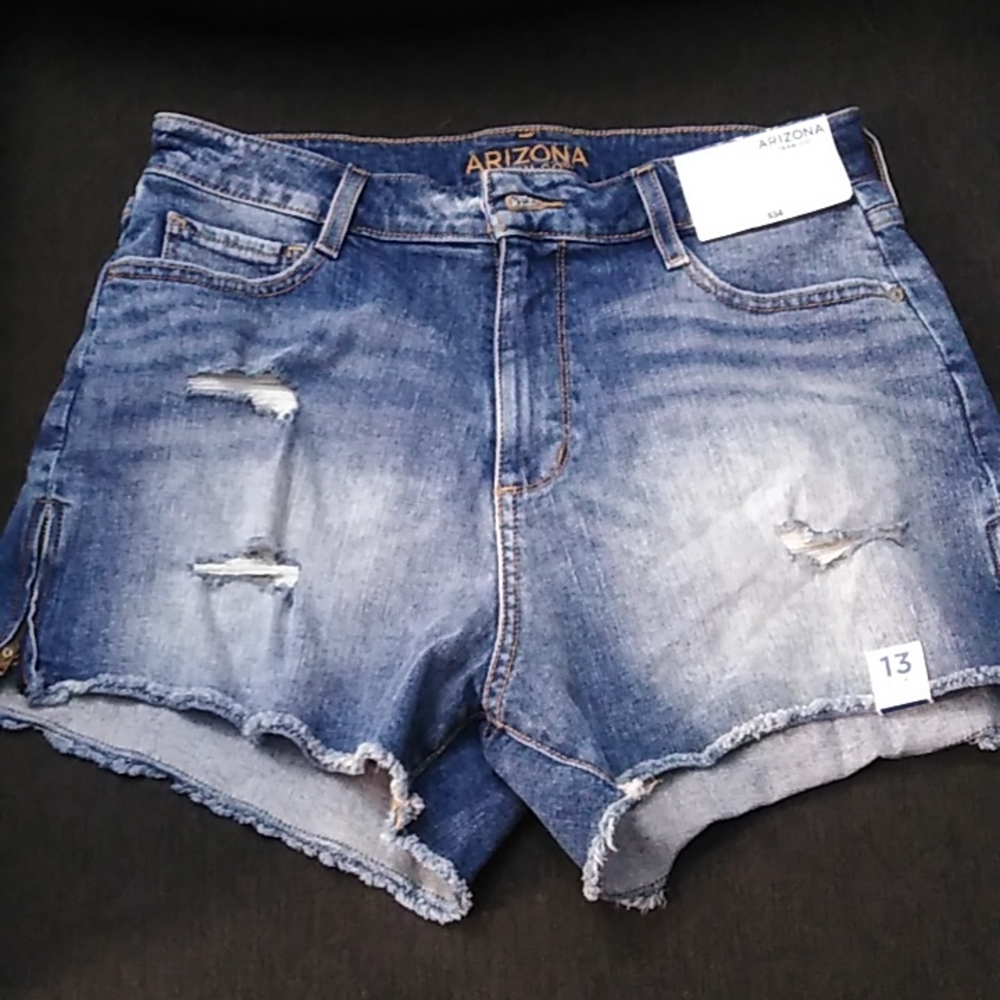 Arizona Jeans Hi Rise Shortie Shorts